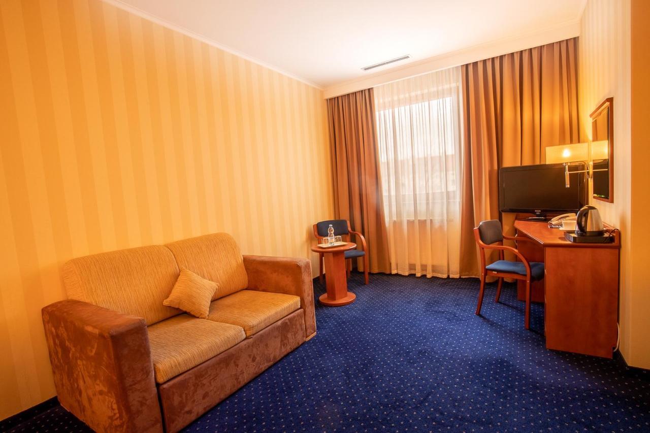 Business Hotel Vega Wroclaw Dış mekan fotoğraf