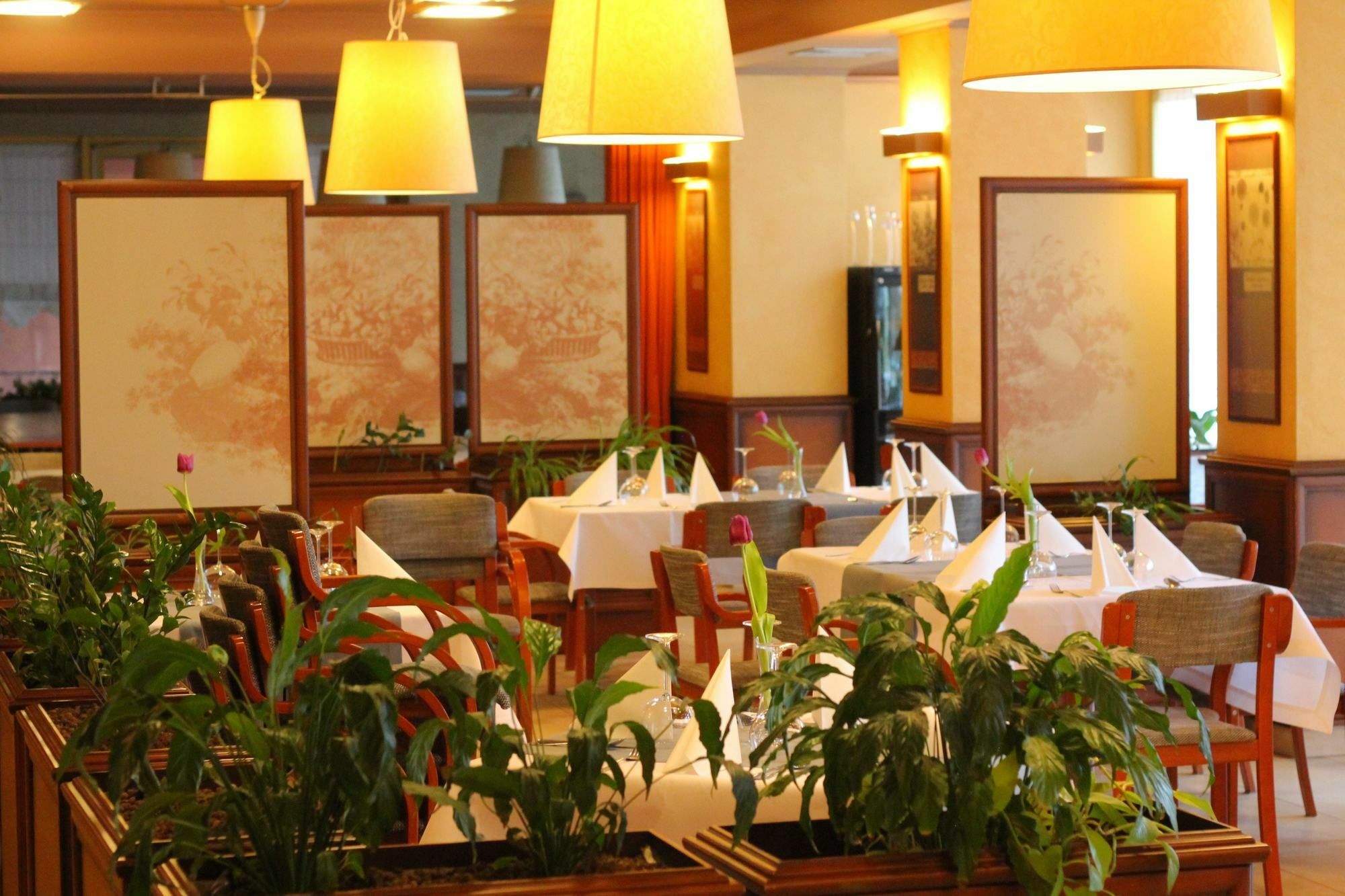 Business Hotel Vega Wroclaw Dış mekan fotoğraf